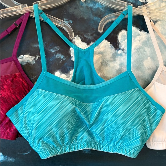 Moving Comfort Sports Bra Set of 3 - Picture 3 of 10